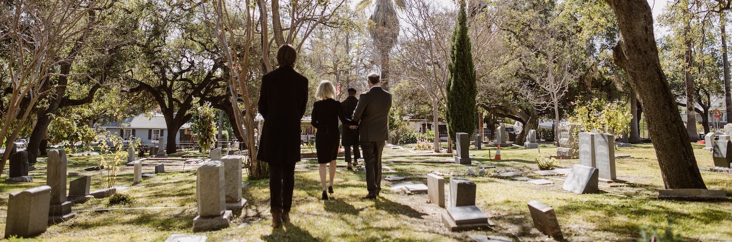 mama herdenken begraafplaats bezoeken